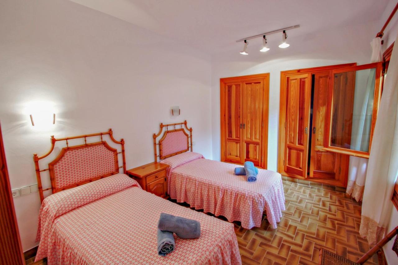 El Portet - Beachfront Holiday Home With Private Pool In 莫莱拉 外观 照片